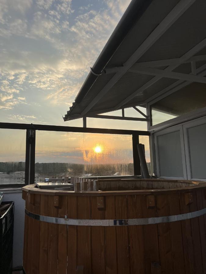 Hotel Monte Carlo Pitesti Luaran gambar
